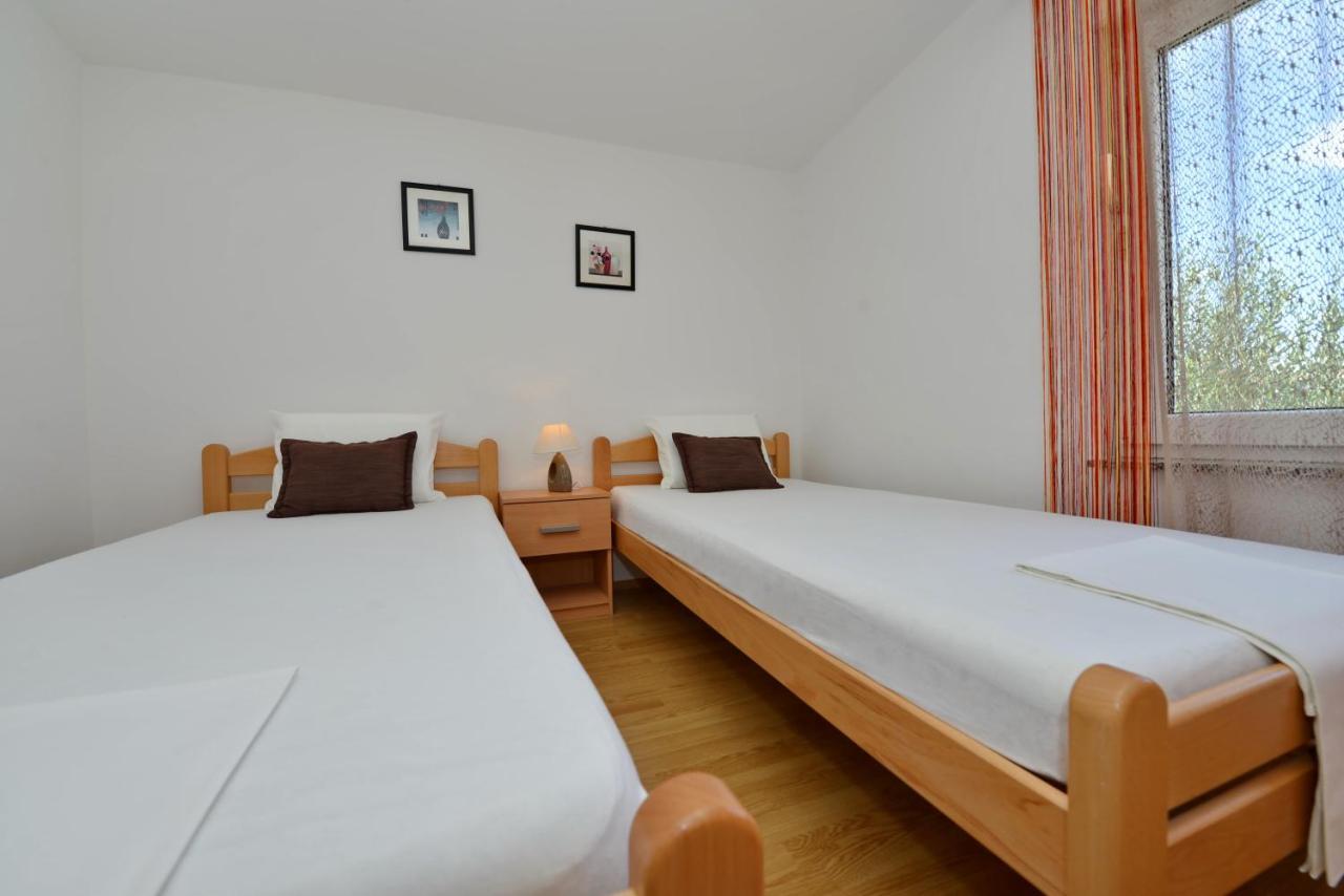 Apartment Nada Vir Exteriér fotografie