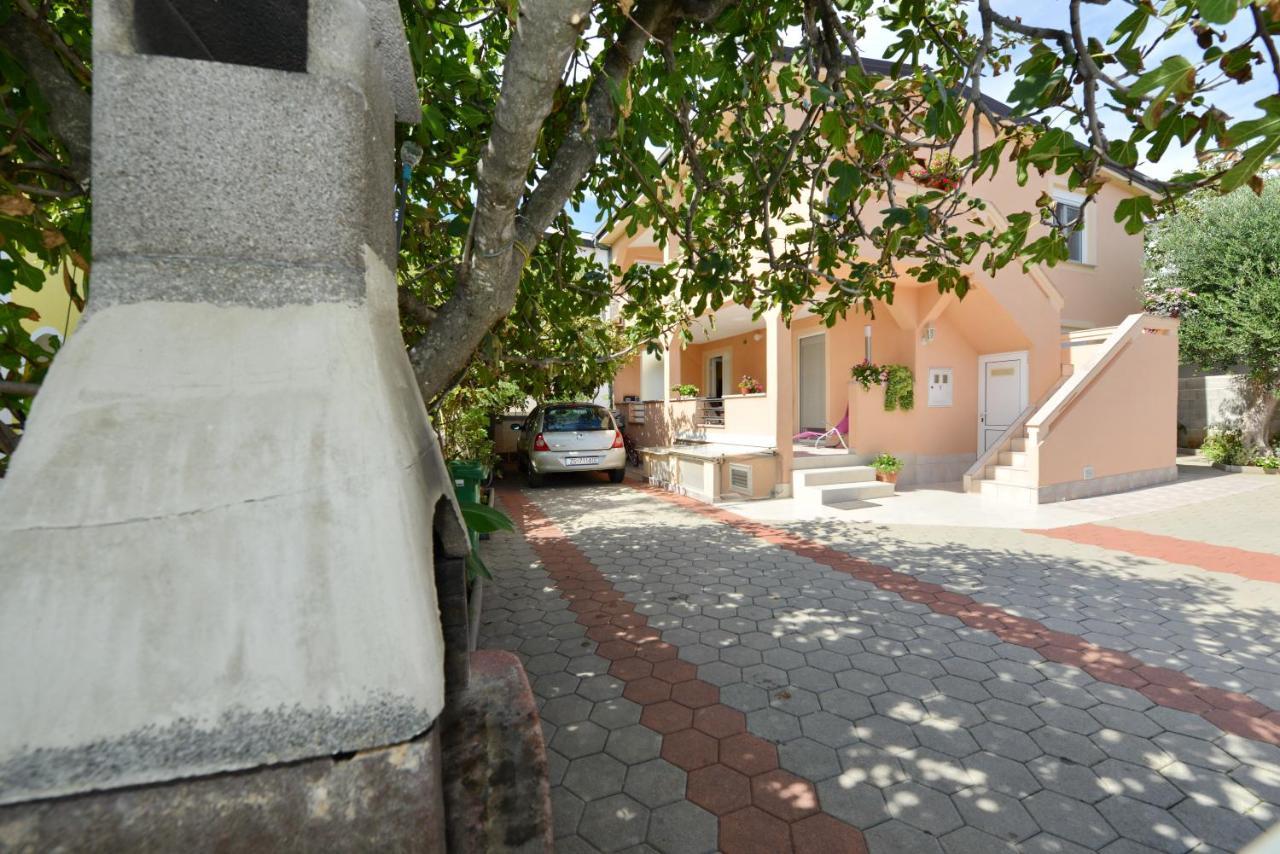 Apartment Nada Vir Exteriér fotografie
