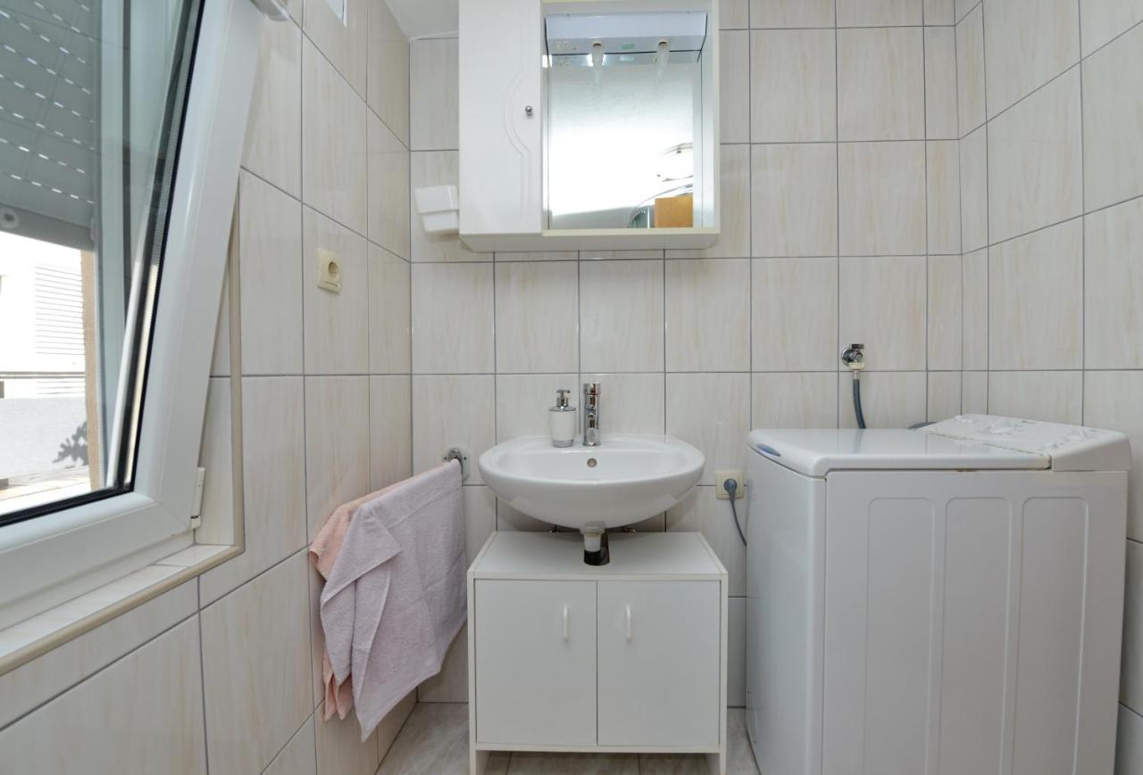 Apartment Nada Vir Exteriér fotografie